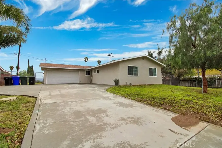 4210 Estrada, Jurupa Valley, CA 92509 - Image #3
