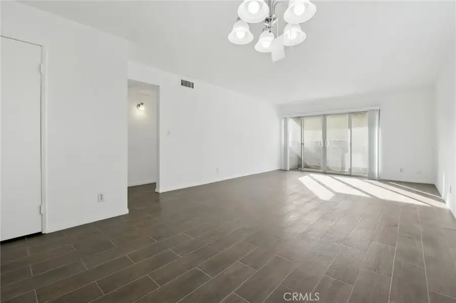 20134 Leadwell Street #263, Winnetka, CA 91306 - Image #3