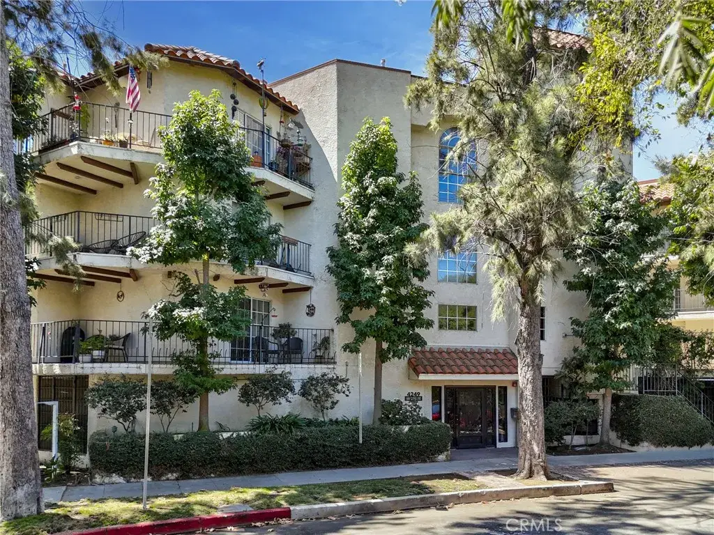 4249 Longridge Avenue, Studio City, CA 91604 - Image #1