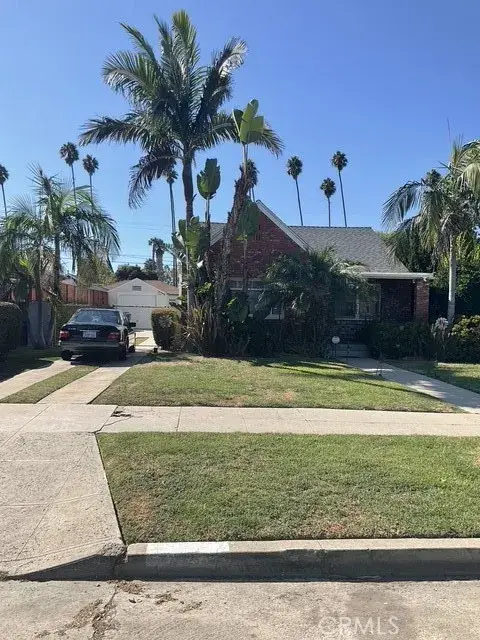 4165 2nd, Los Angeles, CA 90008