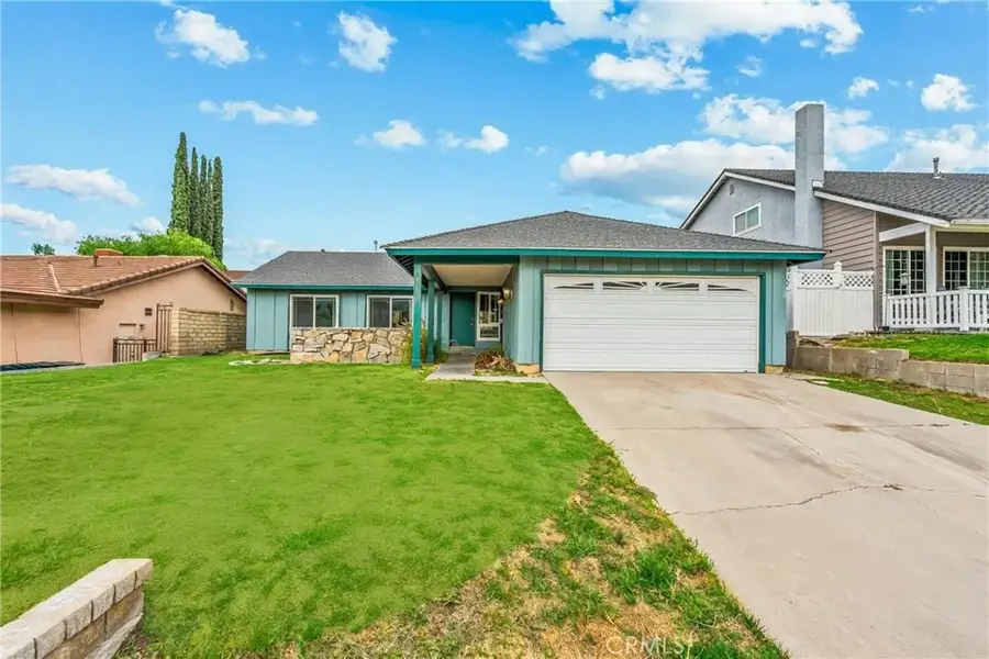 29147 Lotusgarden, Canyon Country, CA 91387 - Image #2