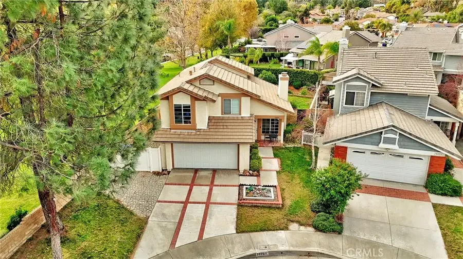 28001 Newfield Court, Saugus, CA 91350 - Image #3