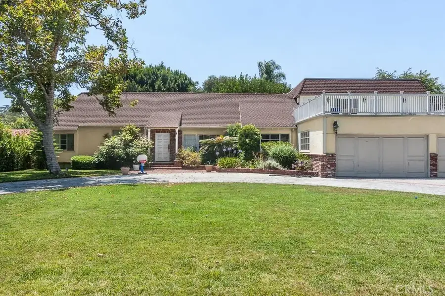 4645 Ledge Avenue, Toluca Lake, CA 91602 - Image #2