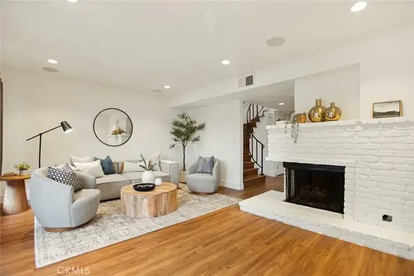 230 Bethany #124, Burbank, CA 91504