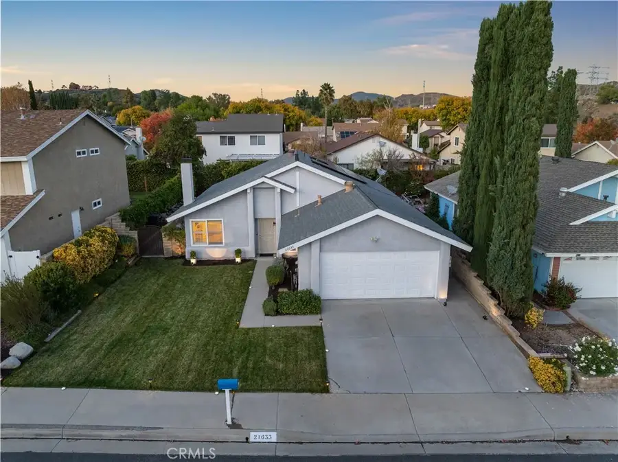 21633 Turmeric Court, Saugus, CA 91350 - Image #3