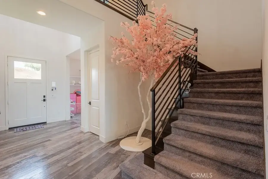 21132 W Citylights Drive, Chatsworth, CA 91311 - #3