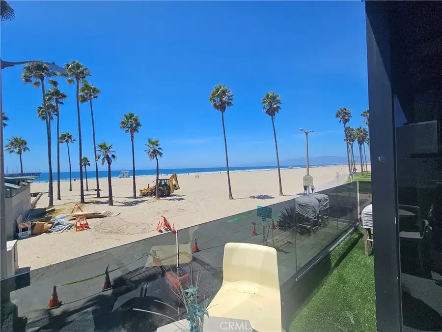 3009 Ocean Front Walk, Venice, CA 90291 - Image #3