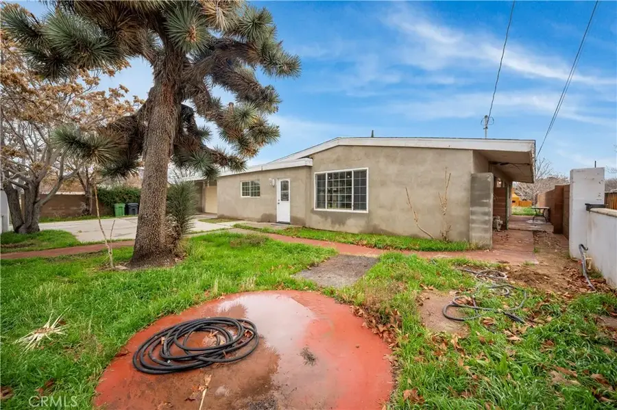 4716 W Avenue L4, Lancaster, CA 93536 - Image #2