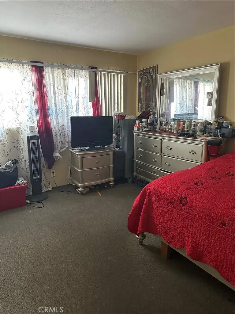 18535 Bryant, Northridge, CA 91324 - Image #2