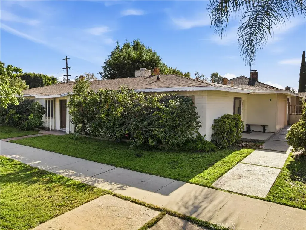 15022 Sylvan Street, Van Nuys, CA 91411 - Image #1