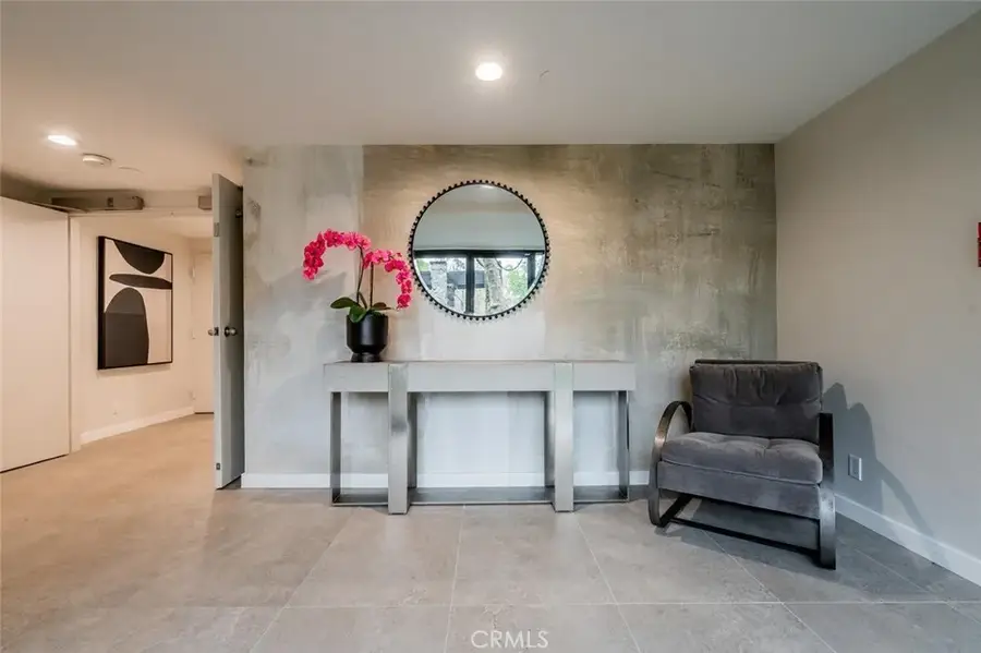 4727 Park Encino #330, Encino, CA 91436 - Image #2