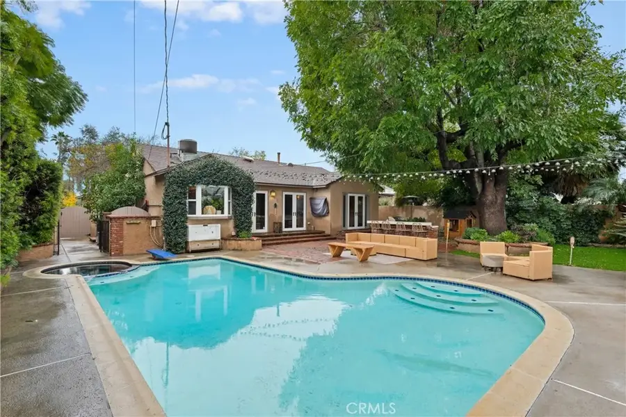 15815 Mayall Street, North Hills, CA 91343 - Image #2