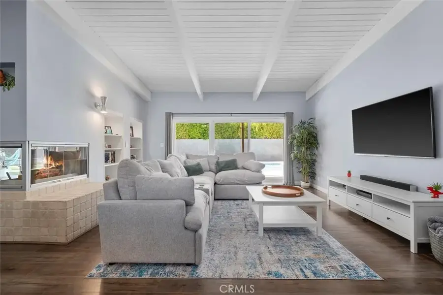 23701 Clarendon Street, Woodland Hills, CA 91367 - Image #3