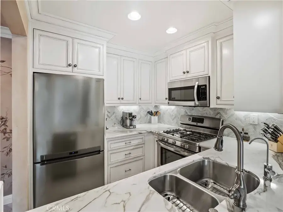 23839 Del Monte, Valencia, CA 91355 - Image #3