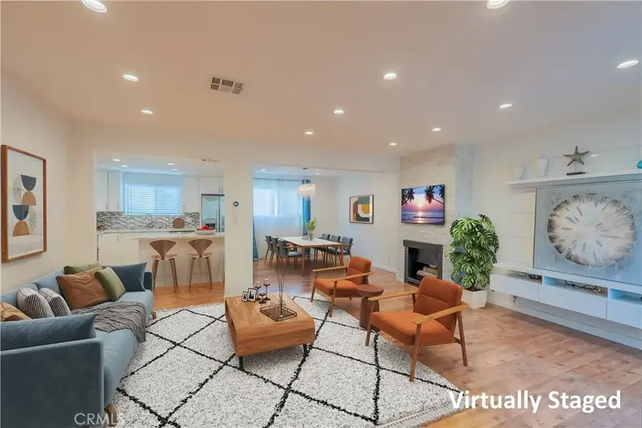 18550 Hatteras #16, Tarzana, CA 91356 - Image #3