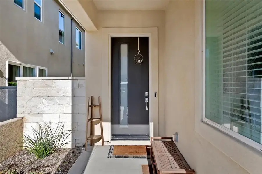 27226 Red Willow Court, Valencia, CA 91381 - Image #3