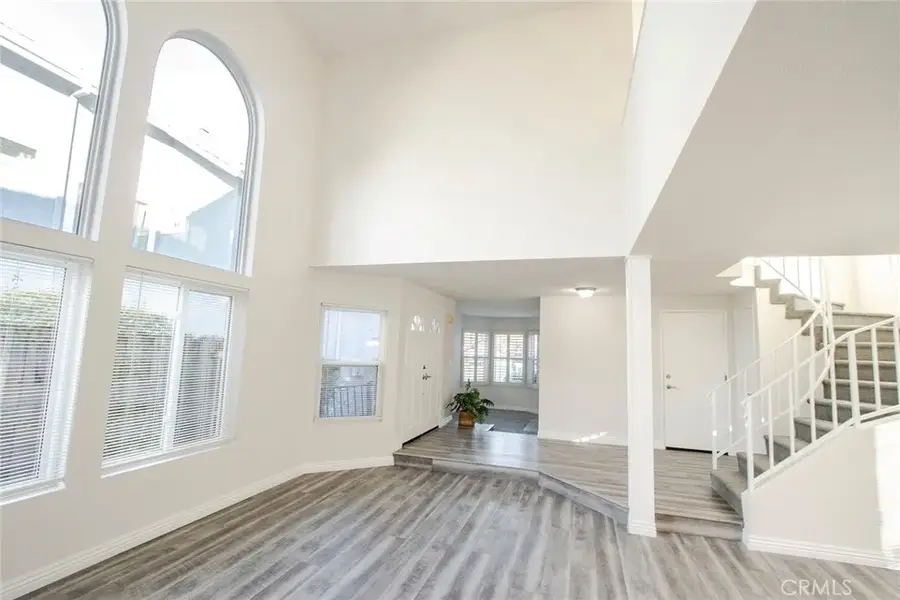 19870 Collins, Canyon Country, CA 91351 - Image #3