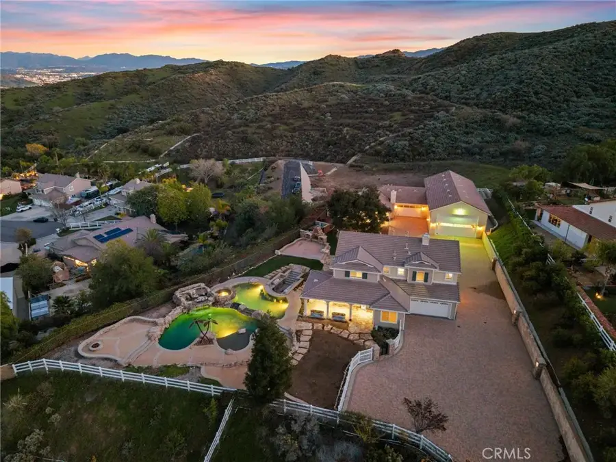 30012 Valley Glen Street, Castaic, CA 91384 - #2