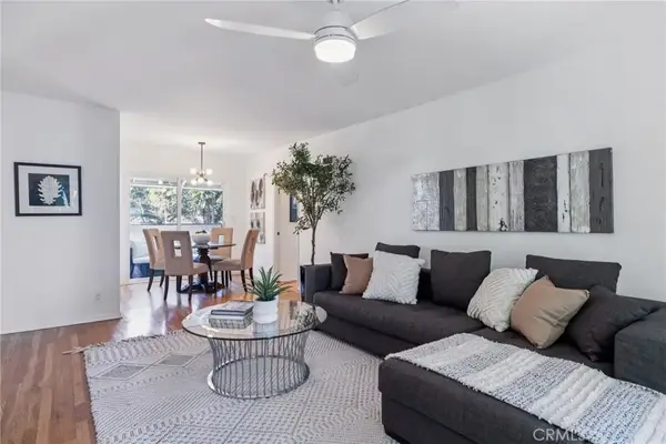 6400 Primrose #4, Los Angeles, CA 90068