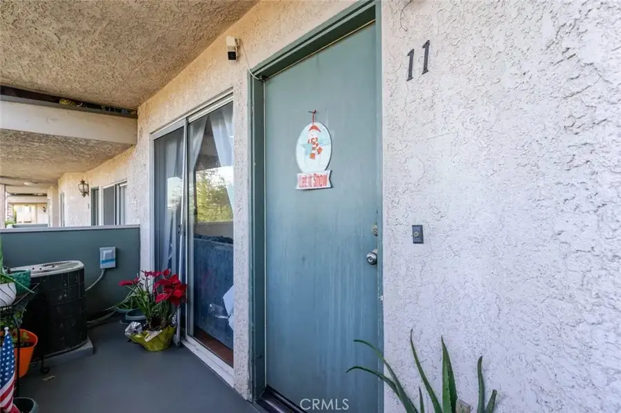 13100 Bromont Avenue #11, Sylmar, CA 91342 - Image #2