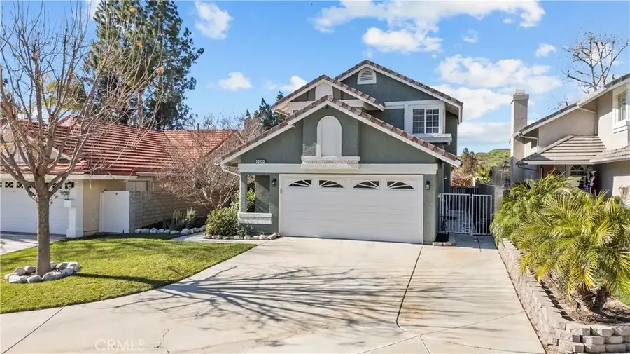 22732 Pear Court, Saugus, CA 91390 - Image #2