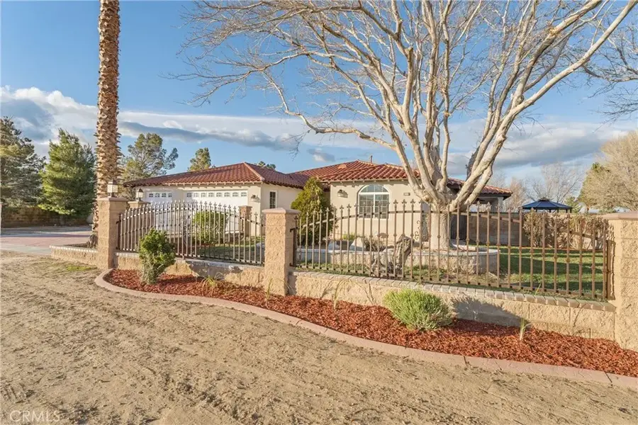 8717 W Avenue D2, Lancaster, CA 93536 - Image #2