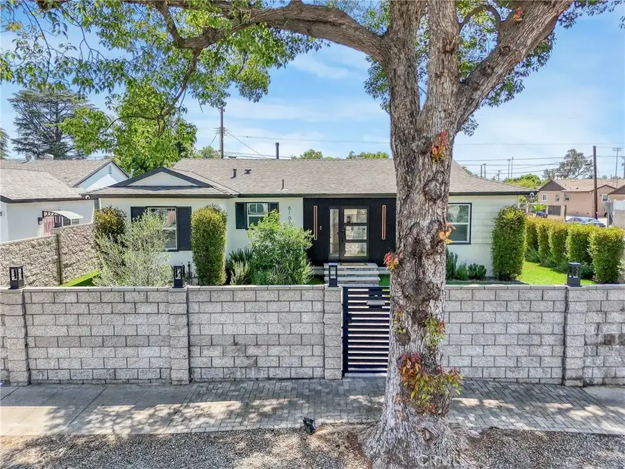 8102 Willis Ave, Panorama City, CA 91402 - Image #3