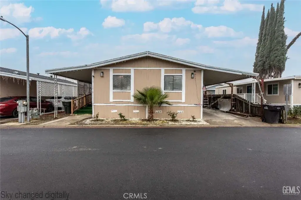 975 N H #41, Tulare, CA 93274 - Image #1