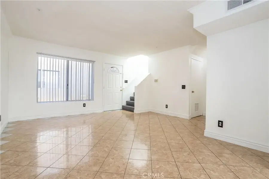 8800 Burnet #8, North Hills, CA 91343 - Image #3