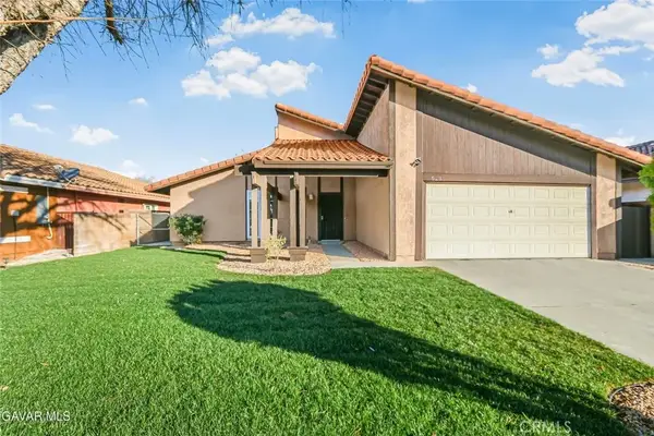 521 W Avenue J14, Lancaster, CA 93534