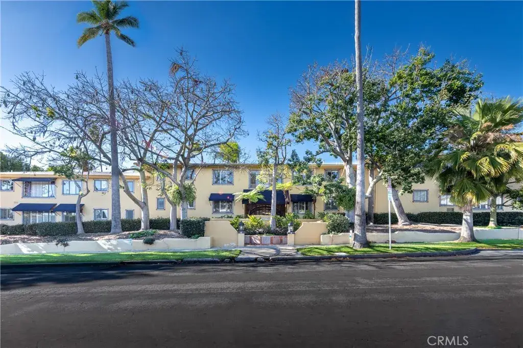 1615 N Laurel Avenue #203, Los Angeles, CA 90046 - Image #1