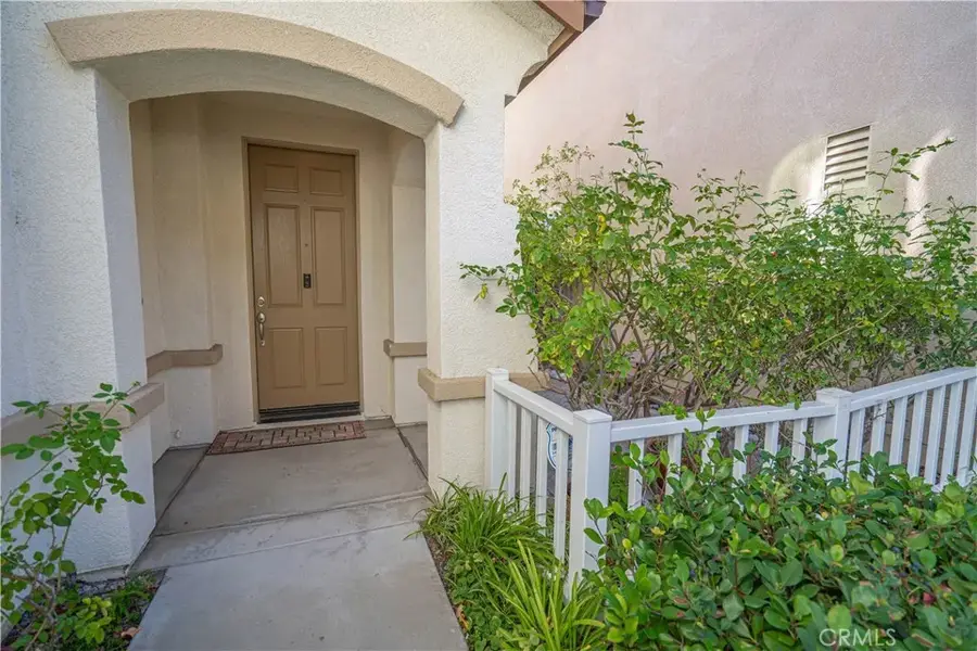 24134 Tango Drive, Valencia, CA 91354 - Image #3