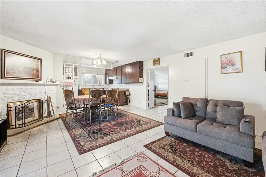 6644 Platt, West Hills, CA 91307 - Image #3