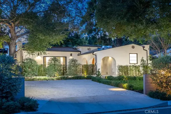 4935 Agnes Avenue, Valley Village, CA 91607