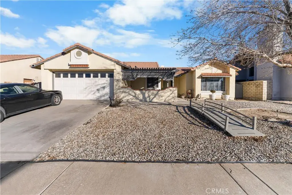 37720 Smoke Tree, Palmdale, CA 93552 - Image #1