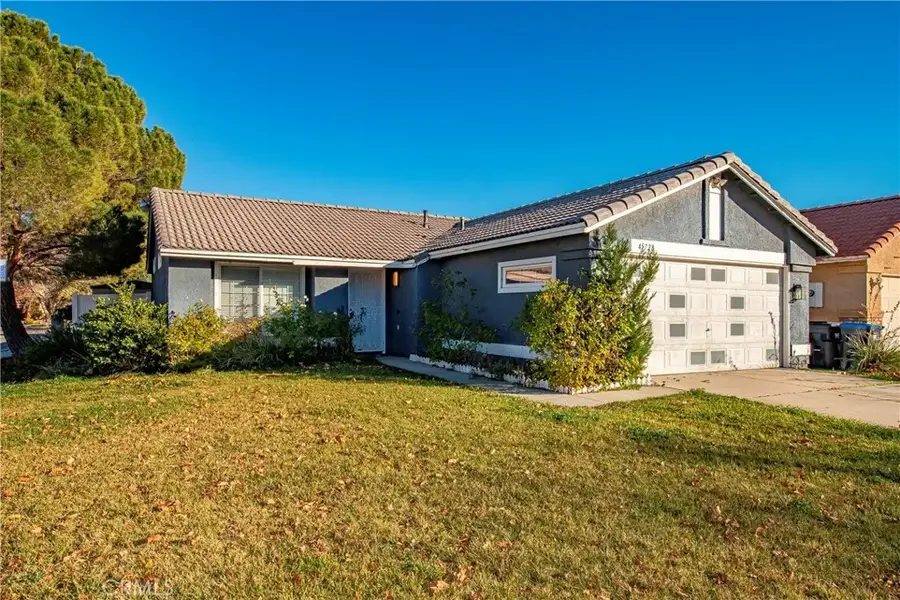 45728 Balmoral Court, Lancaster, CA 93534 - Image #3