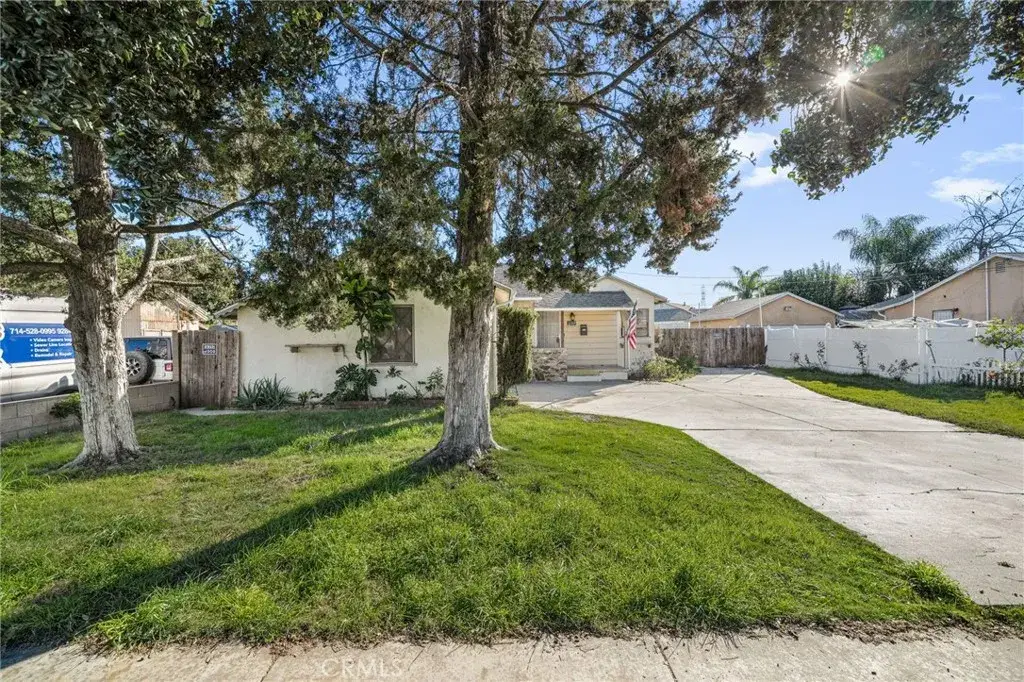 2106 W Cerritos, Anaheim, CA 92804 - Image #1