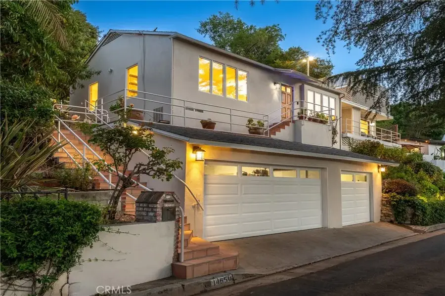 14650 Lacota Place, Sherman Oaks, CA 91403 - Image #2