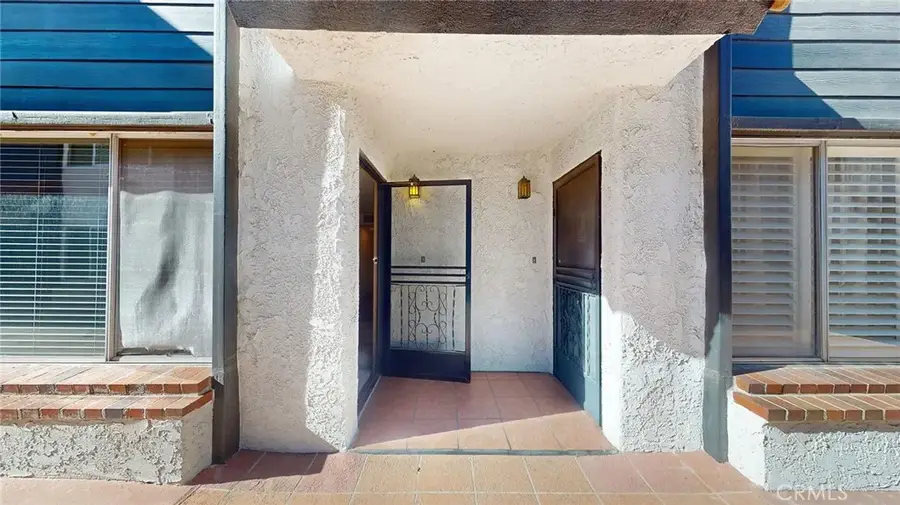 14332 Dickens #19, Sherman Oaks, CA 91423 - Image #2