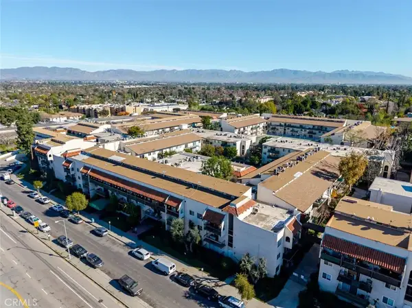 5460 White Oak Avenue #C325, Encino, CA 91316