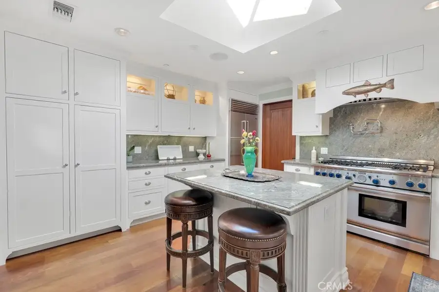 22122 Avenue Morelos, Woodland Hills, CA 91364 - Image #3