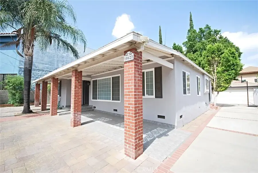 10622 Zelzah, Granada Hills, CA 91344 - #2