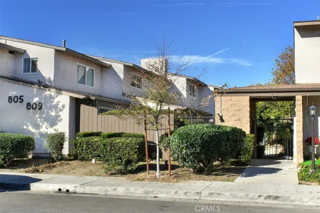 805 E Acacia Avenue #F, Glendale, CA 91205 - Image #1