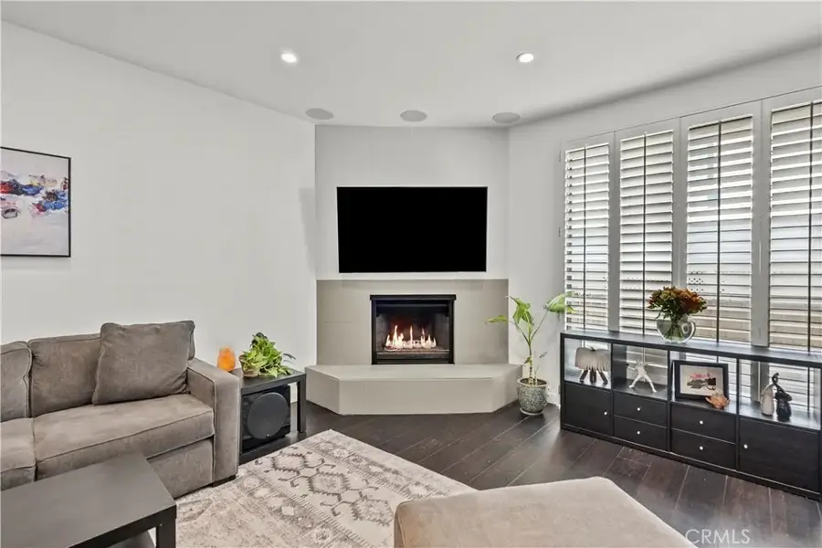 10229 Variel #12, Chatsworth, CA 91311 - #3