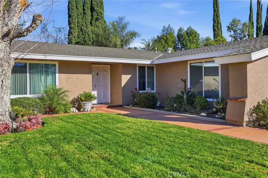 18927 Claycrest, Canyon Country, CA 91351 - Image #2
