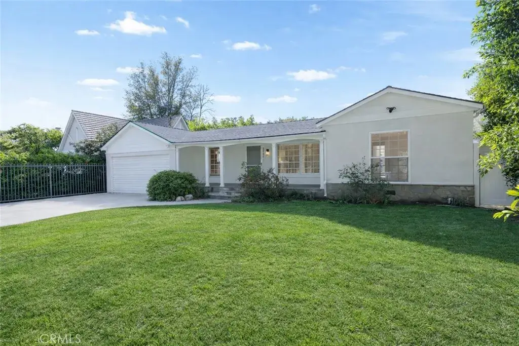 11814 Hesby Street, Valley Village, CA 91606 - Image #1