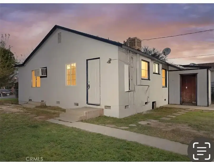 401 Mcclean, Bakersfield, CA 93307 - Image #2