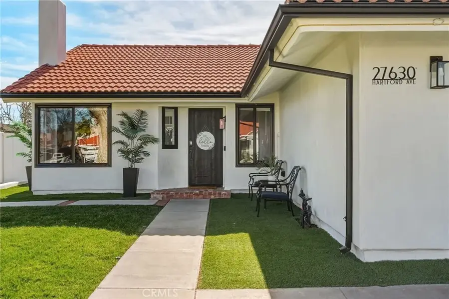 27630 Hartford Avenue, Castaic, CA 91384 - Image #2