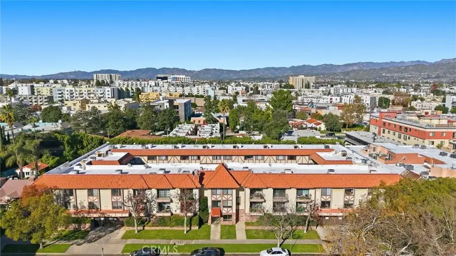 11127 La Maida #9, North Hollywood, CA 91601 - #2