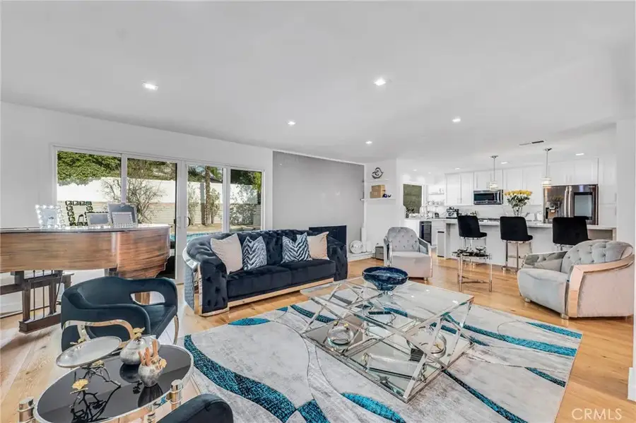 5352 Orrville, Woodland Hills, CA 91367 - Image #3